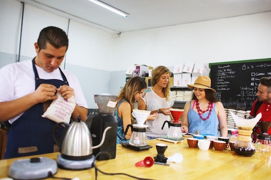 Beliebt sind in Costa Rica auch die Besuche auf einer Kaffeefarm. Foto: Subcultours/PR